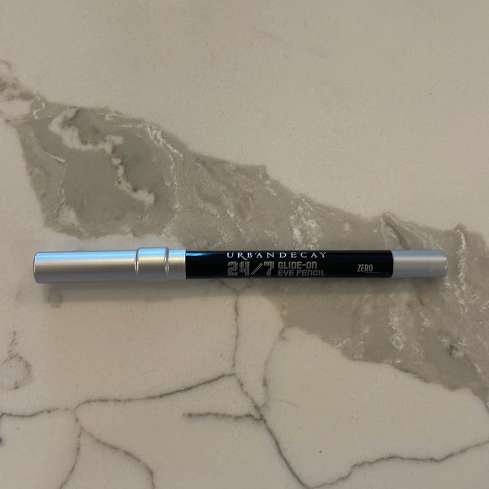 🌸5/$25🌸 Urban Decay glide on eye pencil in zero